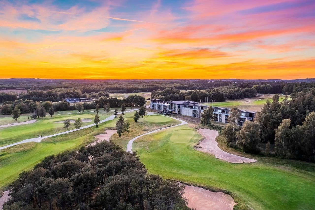 Luebker Golf Resort Nimtofte Екстериор снимка
